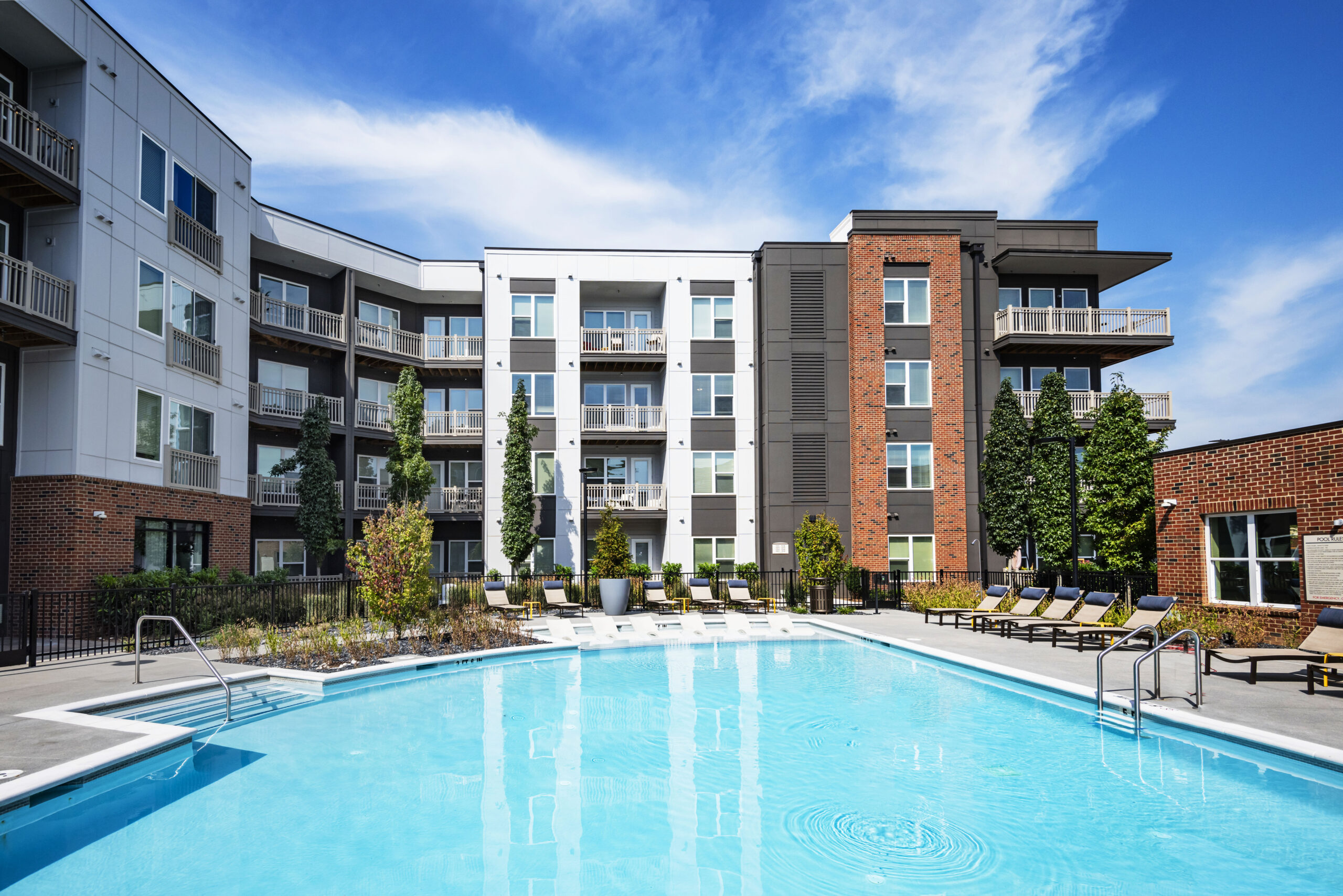 TheEverly-032-Pool-CPP